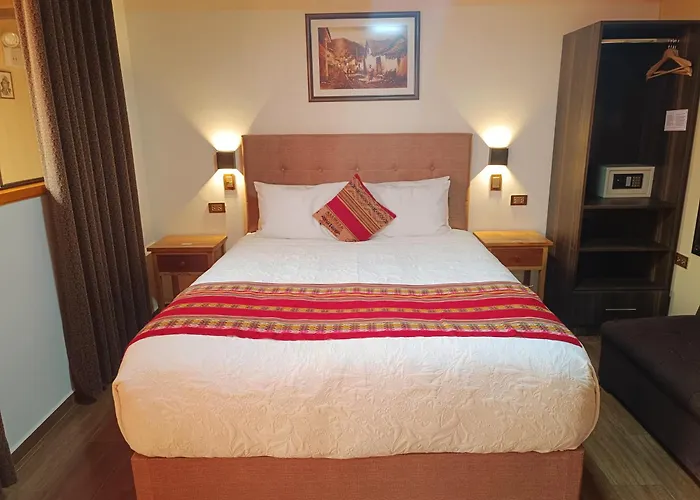 Hotel La Del Viajero 3*